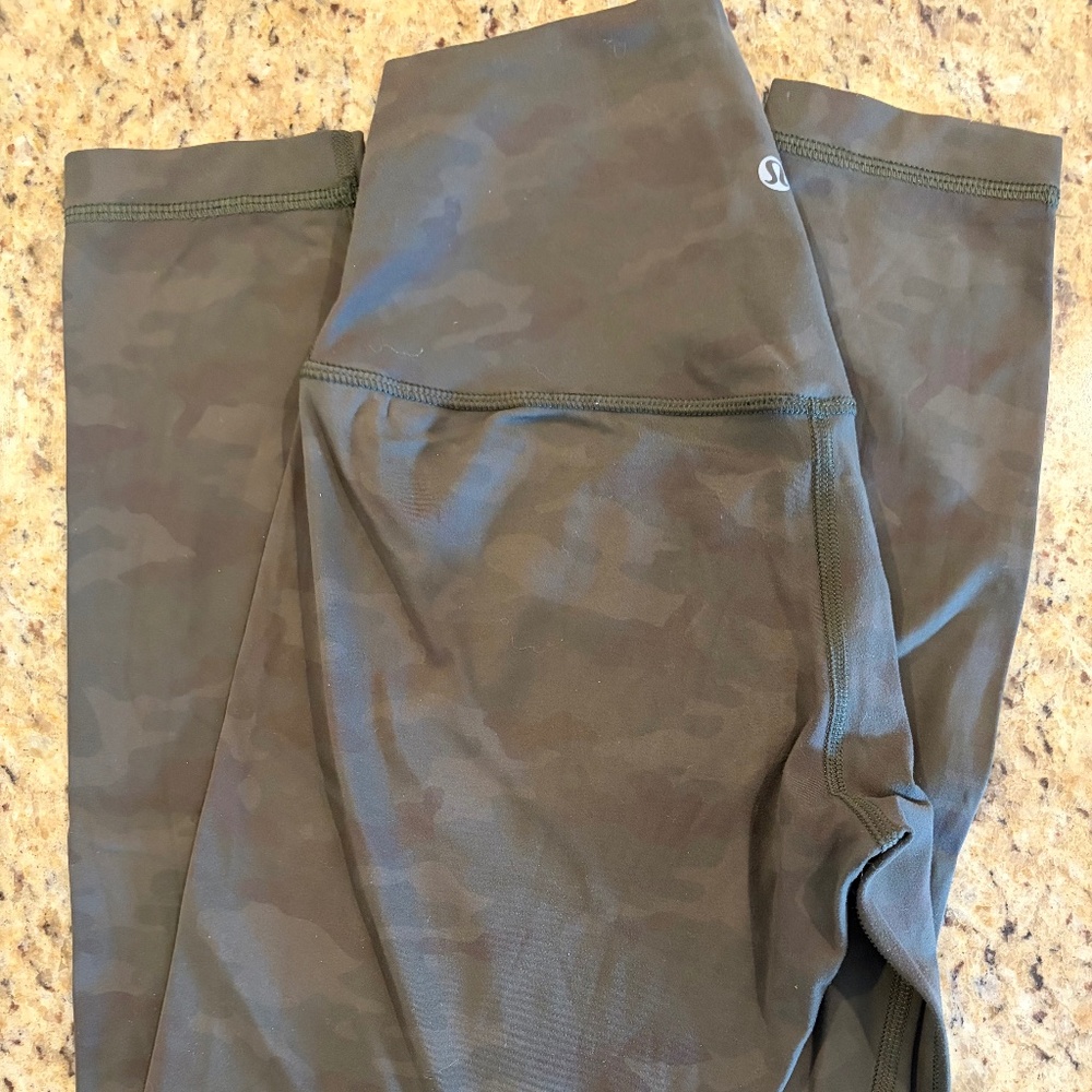 Lululemon leggings